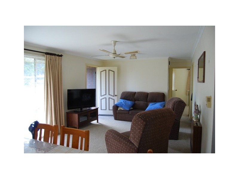 1/14 Bills Street, Lakes Entrance VIC 3909