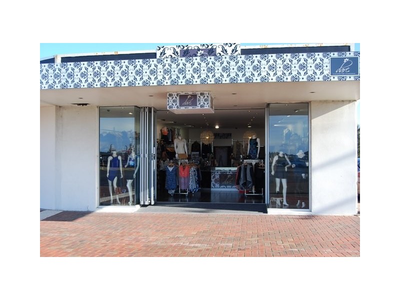 1 Carpenter Street, Lakes Entrance VIC 3909