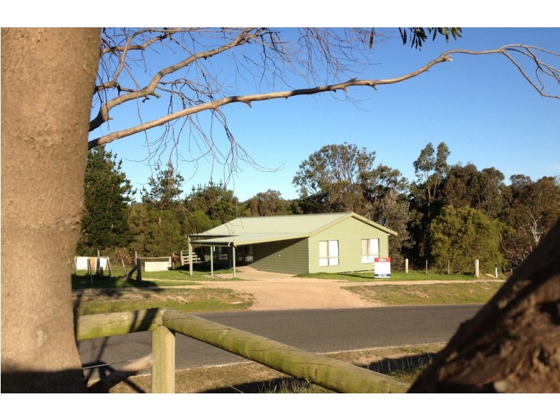 19 Broadlands Road, Metung VIC 3904
