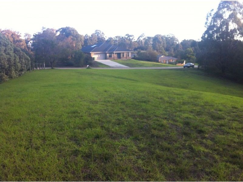 4 Kingscote Drive, Metung VIC 3904