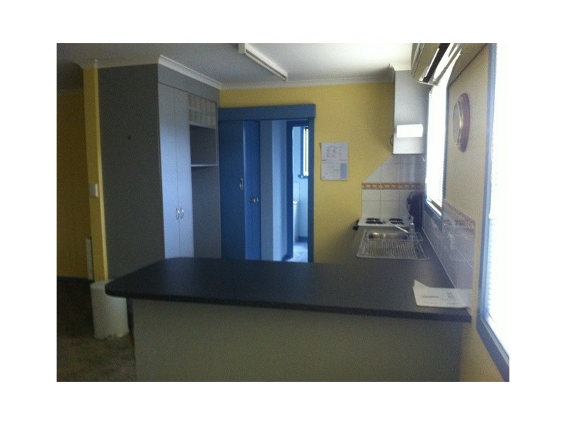 16 Fish Street, Lakes Entrance VIC 3909