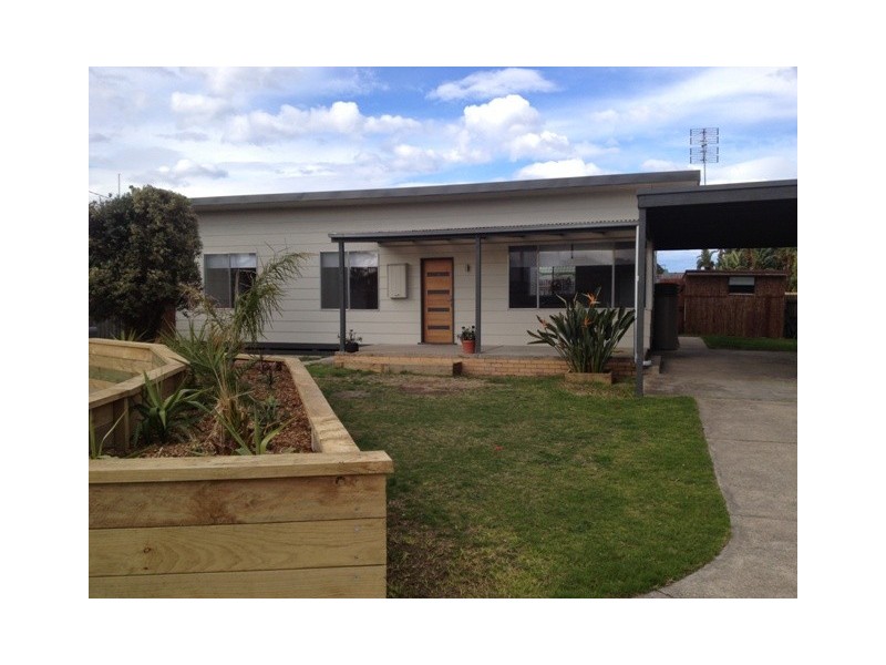 7 Jennings Court, Lakes Entrance VIC 3909