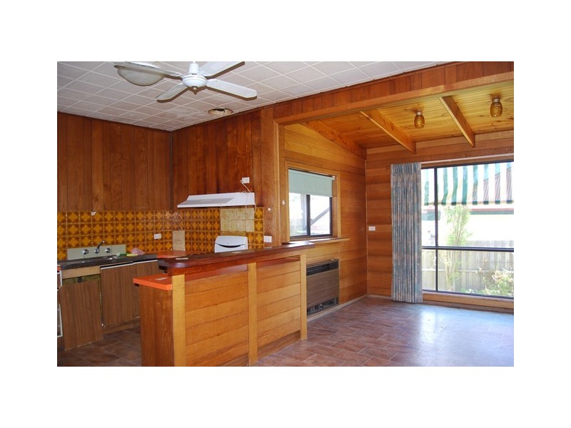 1 Daniel Street, Lakes Entrance VIC 3909