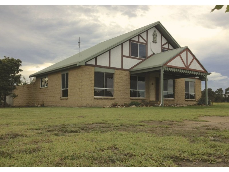 6 Elm Grove, Metung VIC 3904