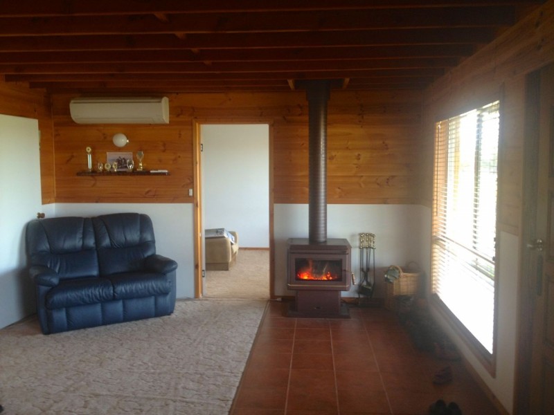 6 Elm Grove, Metung VIC 3904