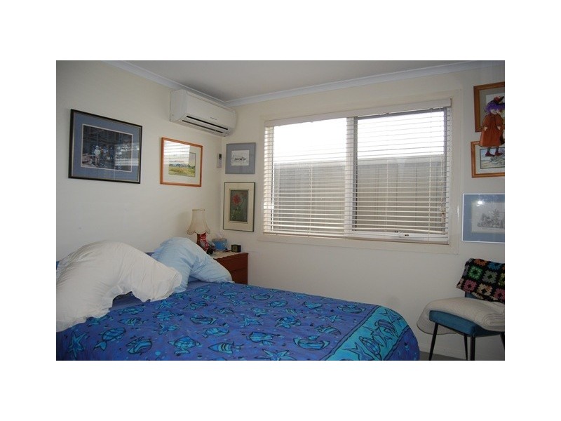 15 Wyrallah Street, Lakes Entrance VIC 3909