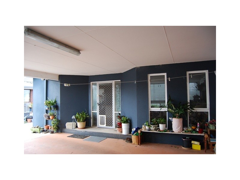 15 Wyrallah Street, Lakes Entrance VIC 3909