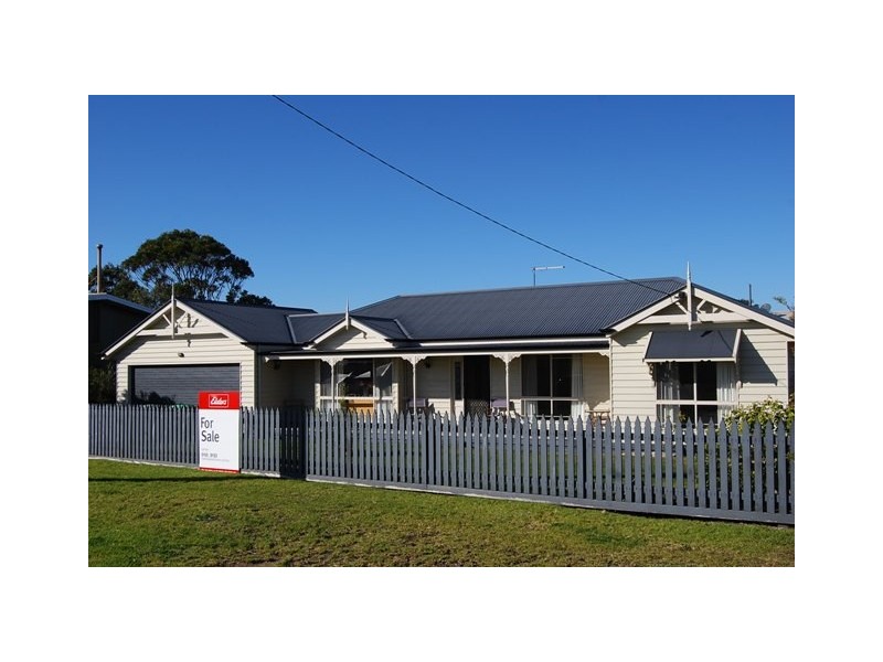 26 Bream Road, Lake Tyers Beach VIC 3909