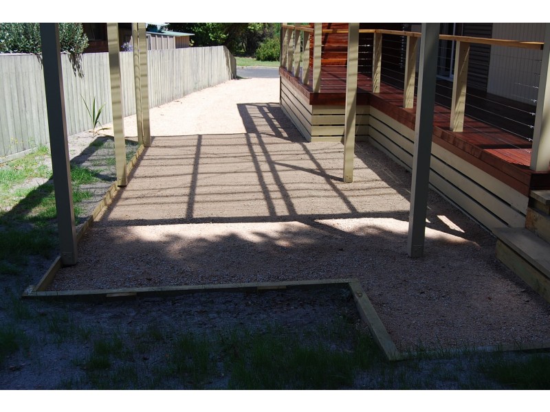 2/13 New Street, Lakes Entrance VIC 3909