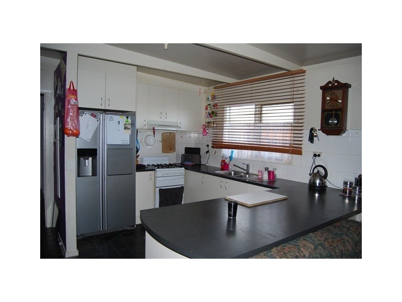 10 Archer Court, Lakes Entrance VIC 3909