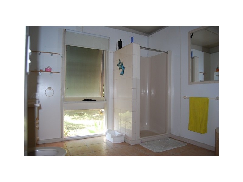 10 Archer Court, Lakes Entrance VIC 3909