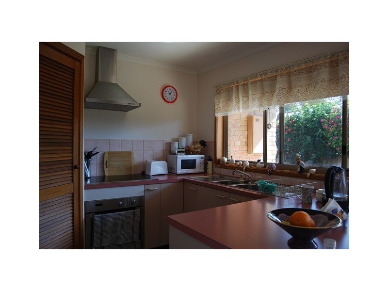 1/58 Coates Road, Lakes Entrance VIC 3909