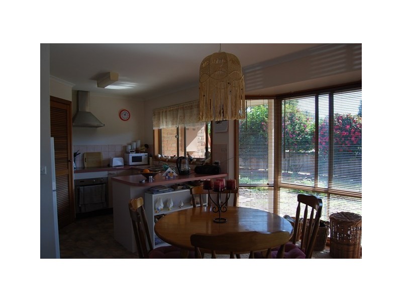 1/58 Coates Road, Lakes Entrance VIC 3909