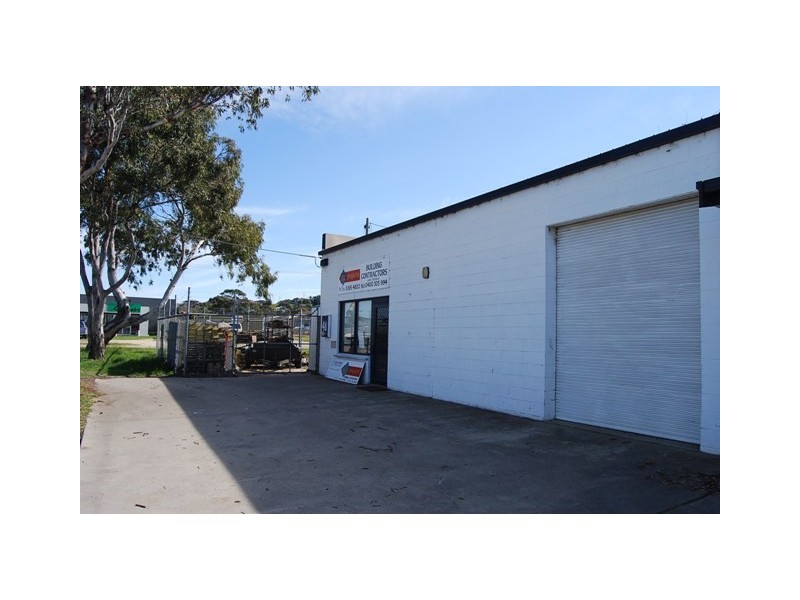 48 Whiters Street, Lakes Entrance VIC 3909