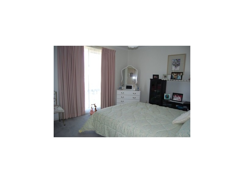 3 McCue Road, Lakes Entrance VIC 3909