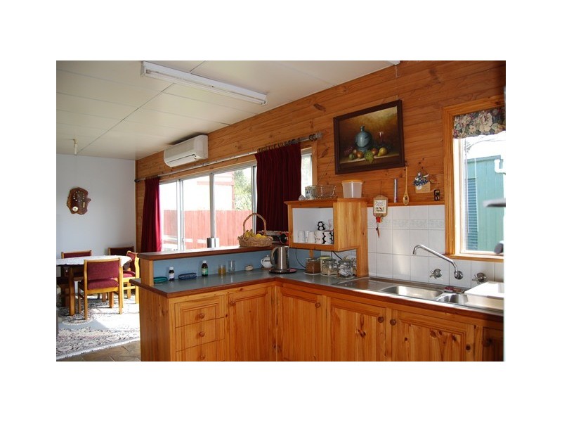 453 Lake Tyers Beach Road, Lake Tyers Beach VIC 3909