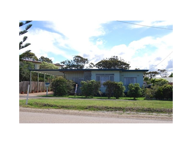 453 Lake Tyers Beach Road, Lake Tyers Beach VIC 3909