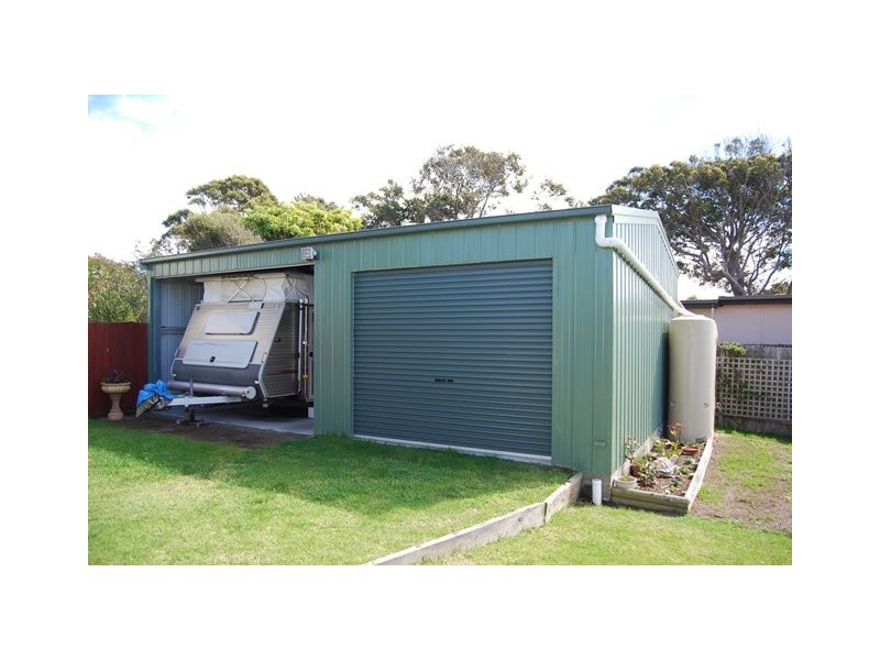 453 Lake Tyers Beach Road, Lake Tyers Beach VIC 3909