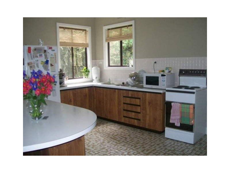 41 Robin Street, Lakes Entrance VIC 3909