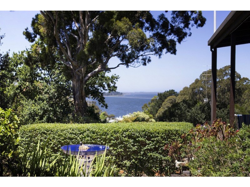 52 Stirling Road, Metung VIC 3904