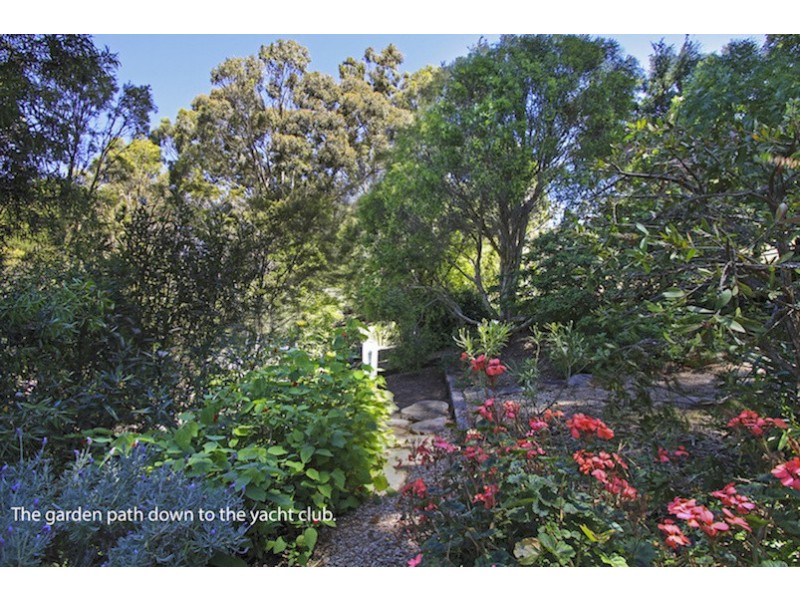 52 Stirling Road, Metung VIC 3904