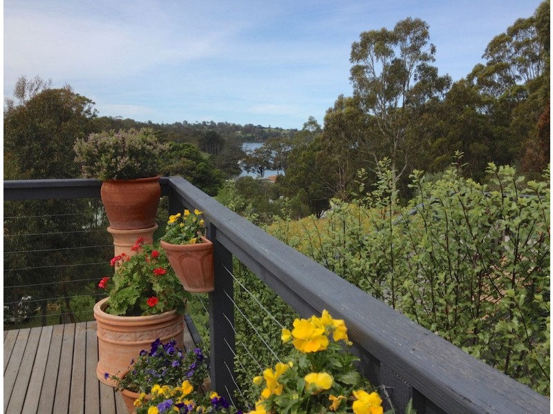 15 Nicholas Avenue, Metung VIC 3904