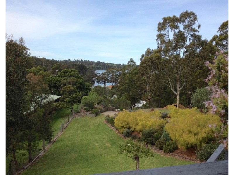 15 Nicholas Avenue, Metung VIC 3904