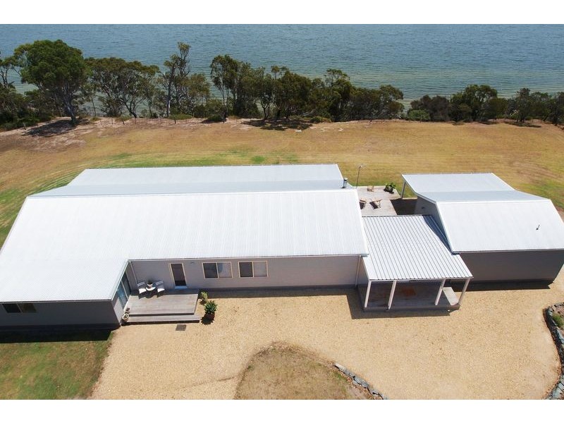 235 Hardys Road, Metung VIC 3904