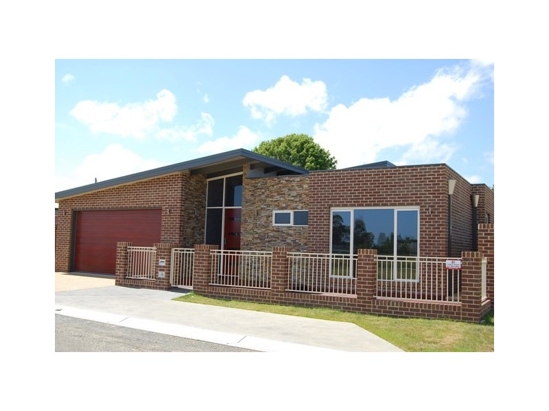 7 / 77 Myer Street, Lakes Entrance VIC 3909