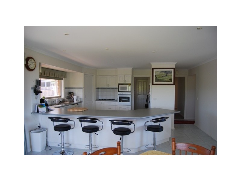 62 Stirling Drive, Lakes Entrance VIC 3909