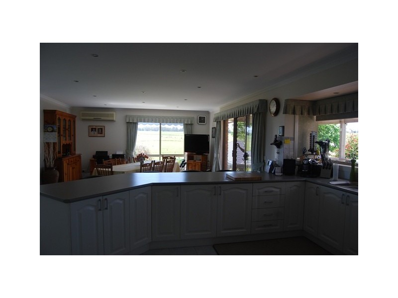 62 Stirling Drive, Lakes Entrance VIC 3909