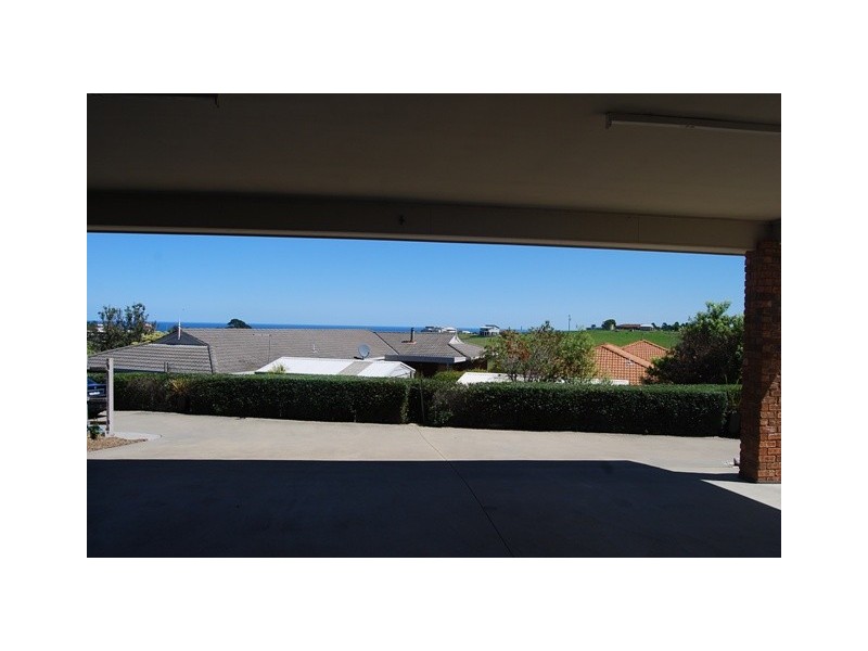 62 Stirling Drive, Lakes Entrance VIC 3909