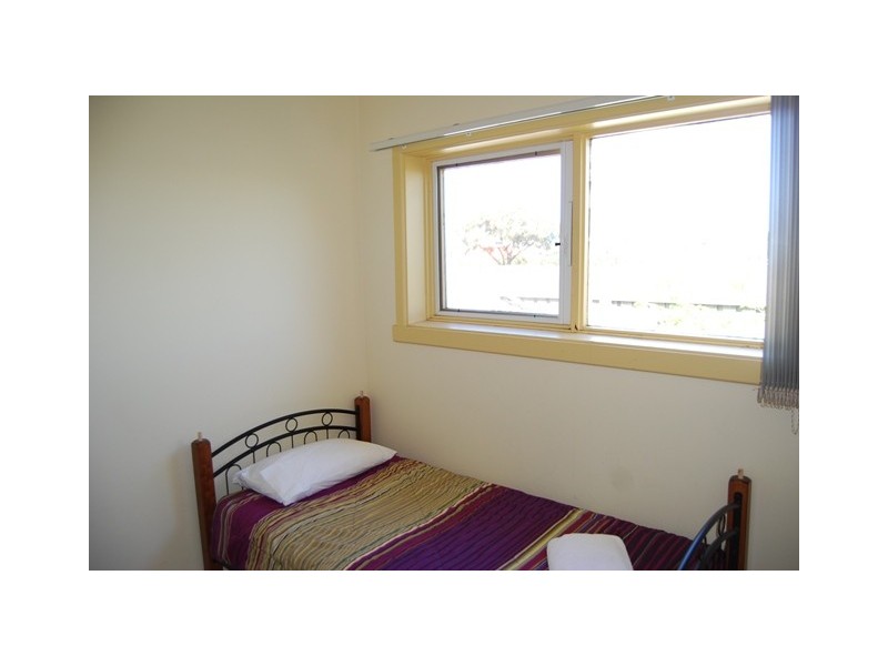 421 Esplanade, Lakes Entrance VIC 3909