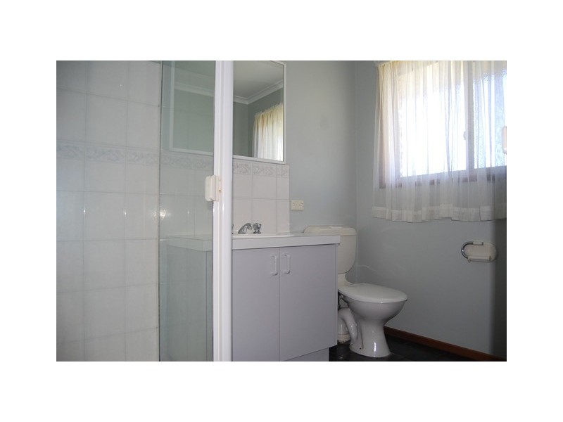 51 Lakeview Drive, Lakes Entrance VIC 3909