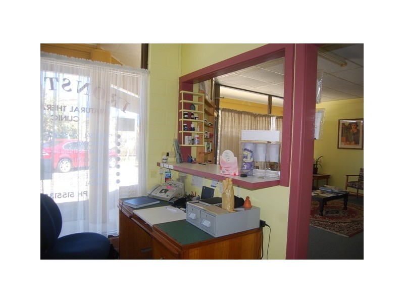 2-3 Carpenter Street, Lakes Entrance VIC 3909