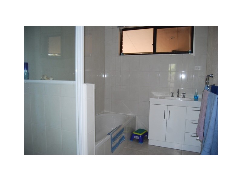 16 Panoramic Drive, Lakes Entrance VIC 3909