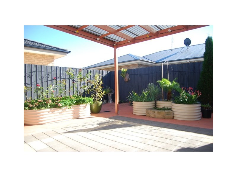 4 4 Bills Street, Lakes Entrance VIC 3909