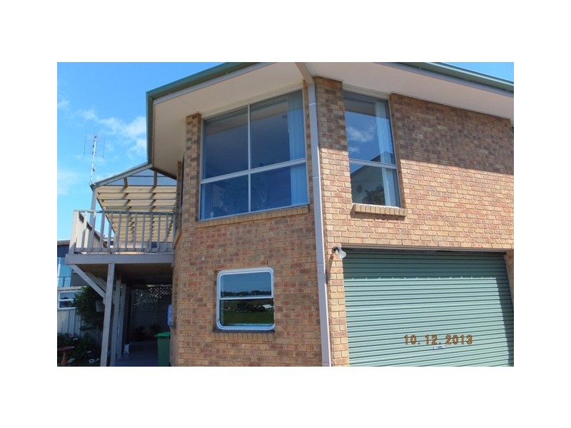 45 Nautilus Way, Lakes Entrance VIC 3909