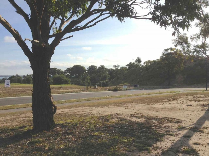 32 The Plateau Avenue, Metung VIC 3904