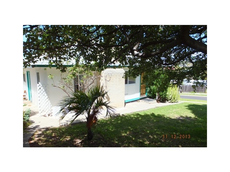 8 Sudings Road, Lakes Entrance VIC 3909