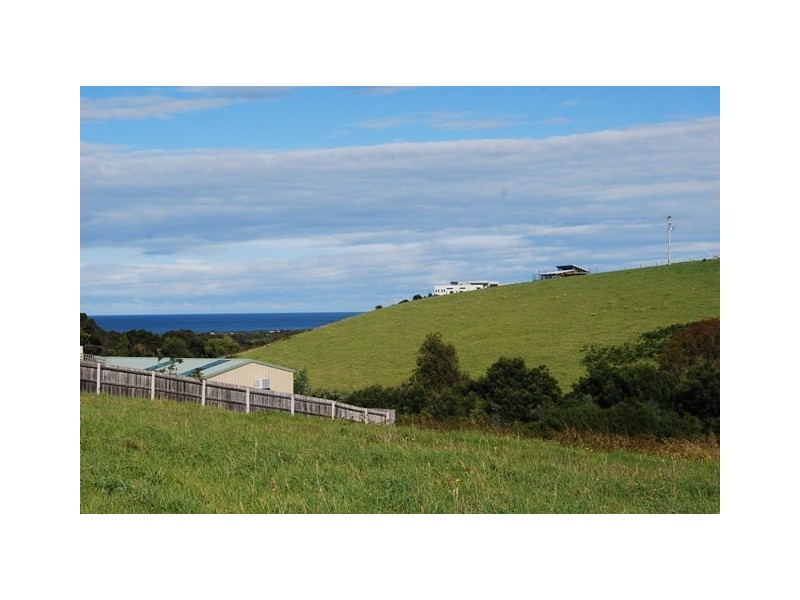 81 Stirling Drive, Lakes Entrance VIC 3909