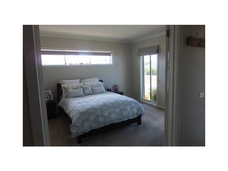 19 Bream Road, Lake Tyers Beach VIC 3909