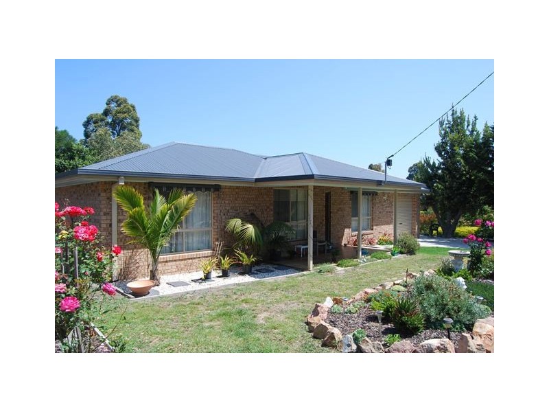 104 Hunters Lane, Lakes Entrance VIC 3909