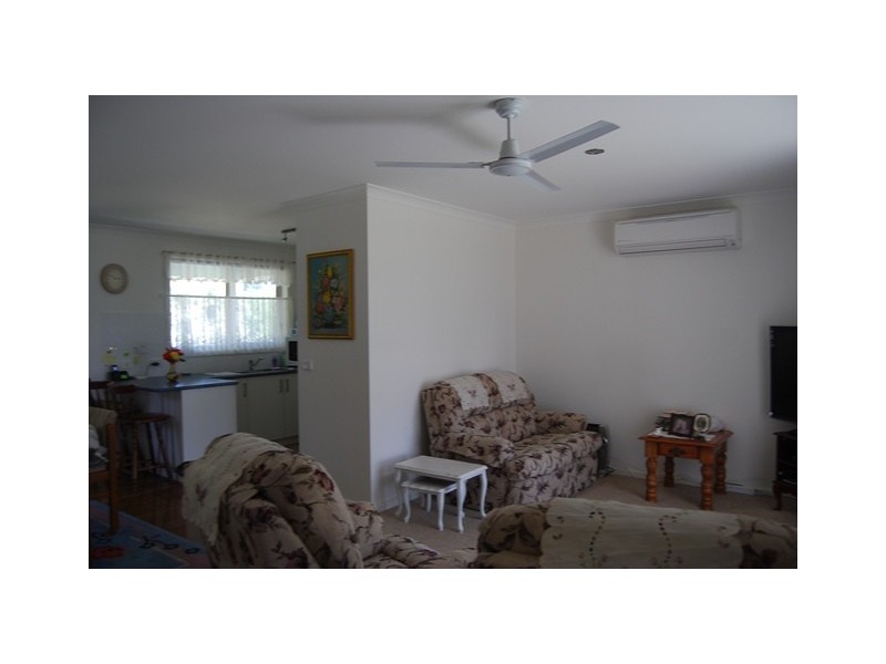 104 Hunters Lane, Lakes Entrance VIC 3909