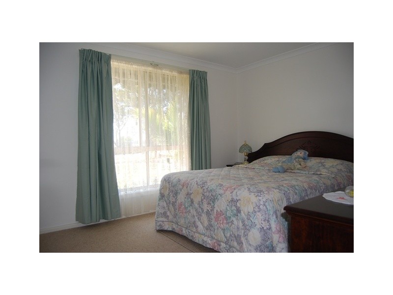 104 Hunters Lane, Lakes Entrance VIC 3909