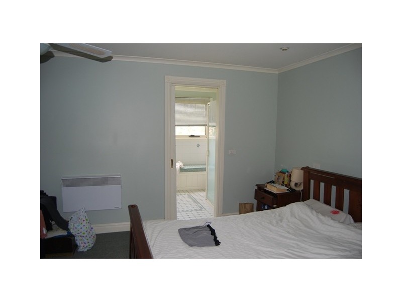 19 The Balcony, Lakes Entrance VIC 3909
