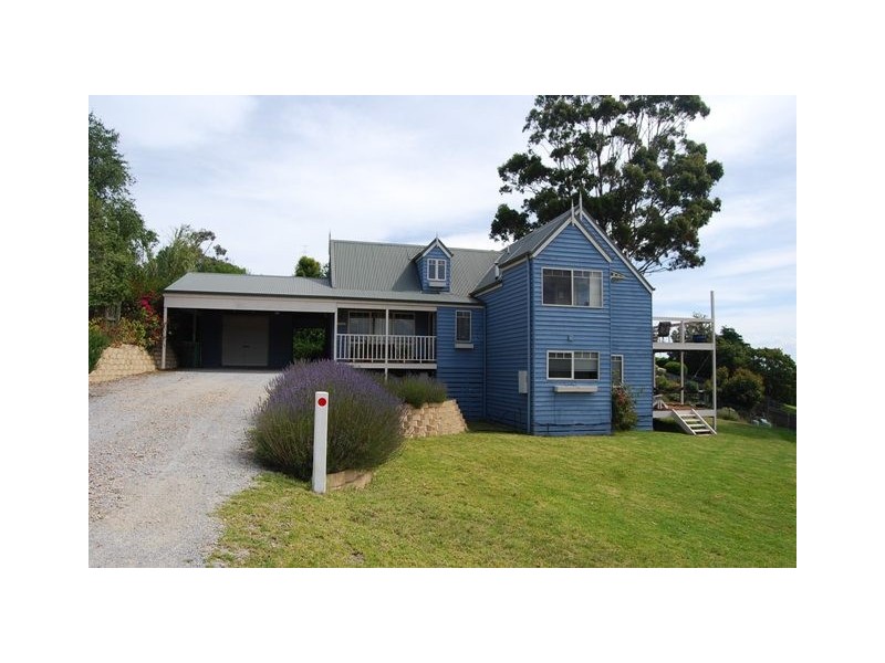 19 The Balcony, Lakes Entrance VIC 3909