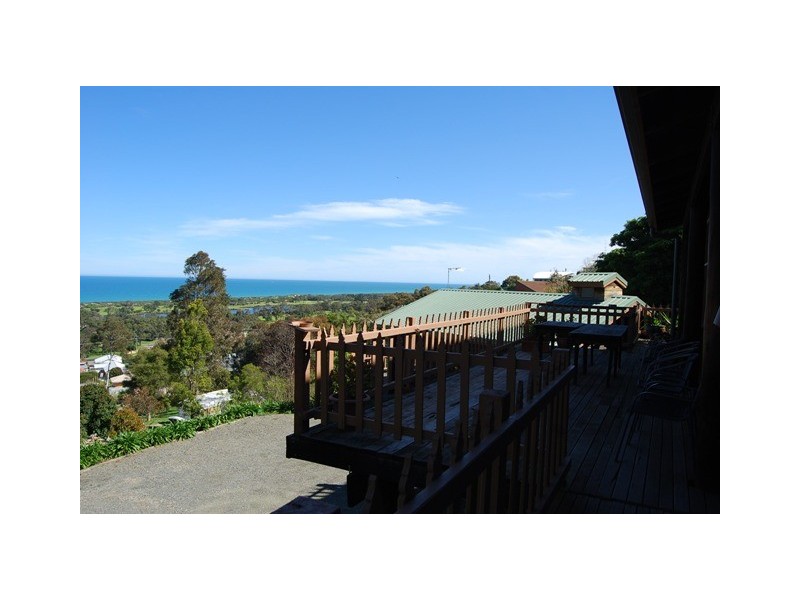 16a Gay Street, Lakes Entrance VIC 3909