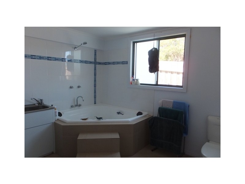 22 O’Neils Road, Lakes Entrance VIC 3909