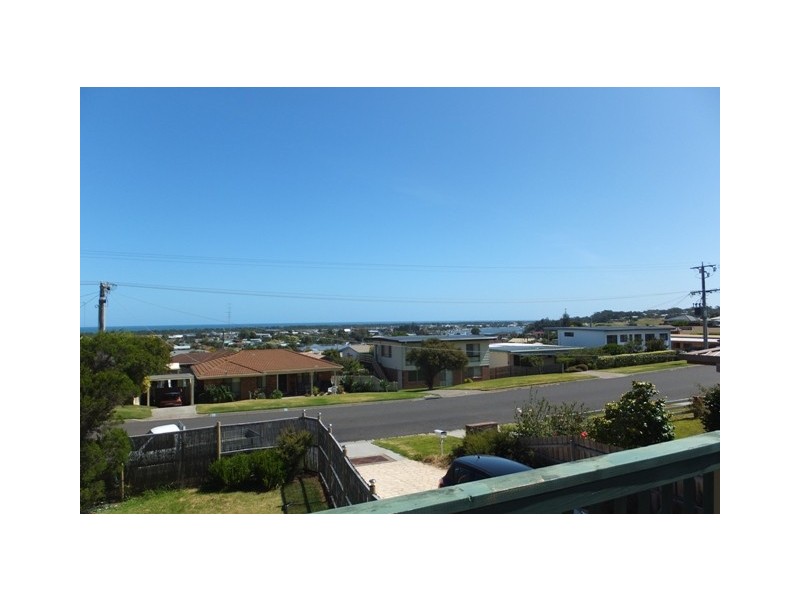 22 O’Neils Road, Lakes Entrance VIC 3909